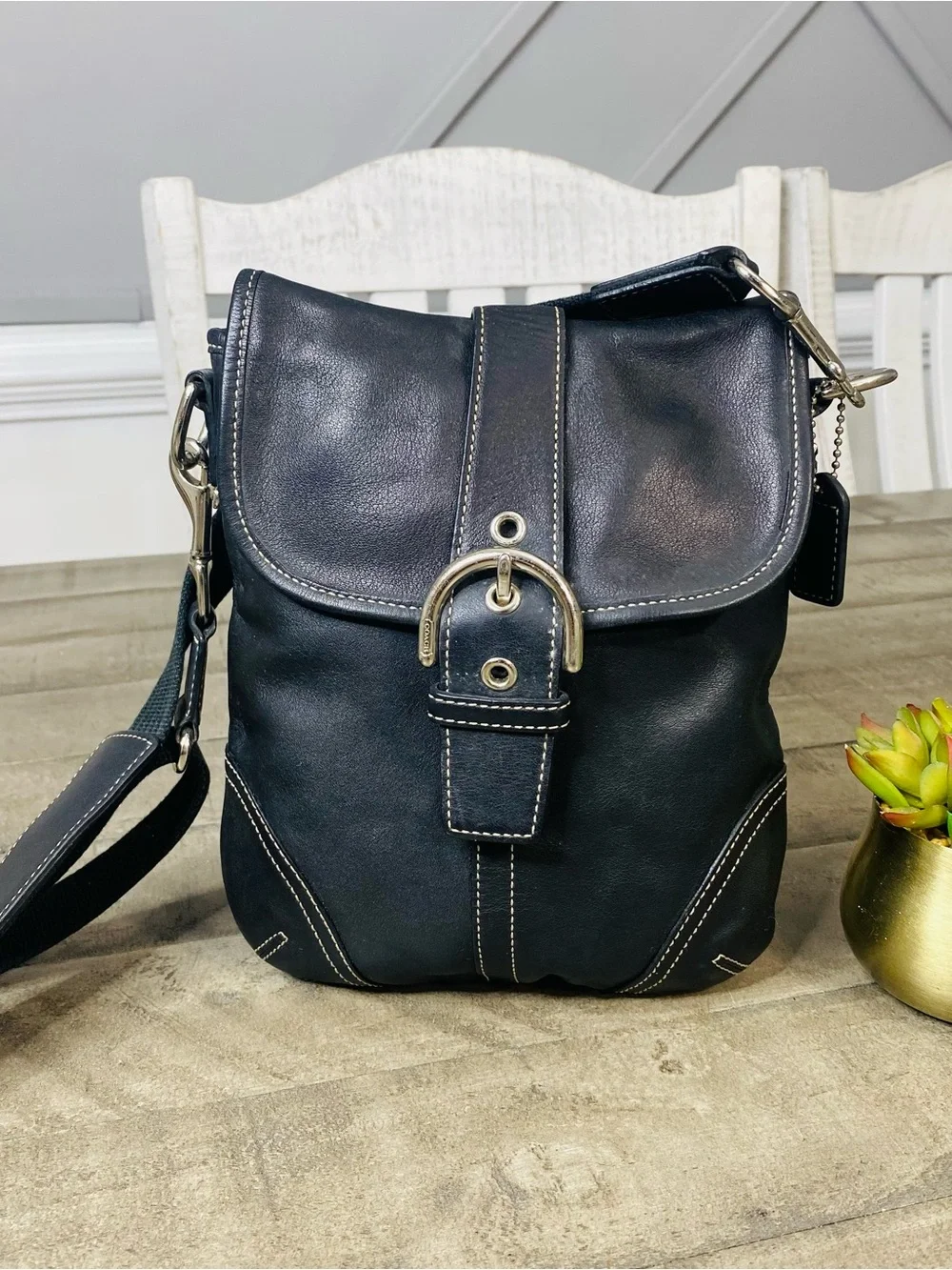 Vintage 2000’s Coach Soho Buckle Flap Crossbody Bag 4786 Black Leather Y2K